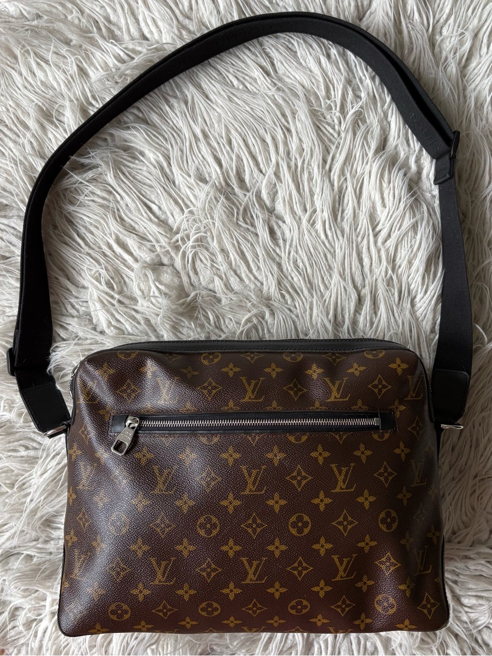 Louis Vuitton Monogram Macassar Torres Coated Canvas Brown LV Messenger Bag EUC